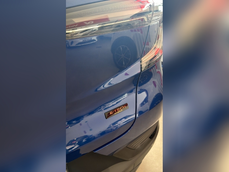 Renault Captur Techno E-tech Híbrido foto 9